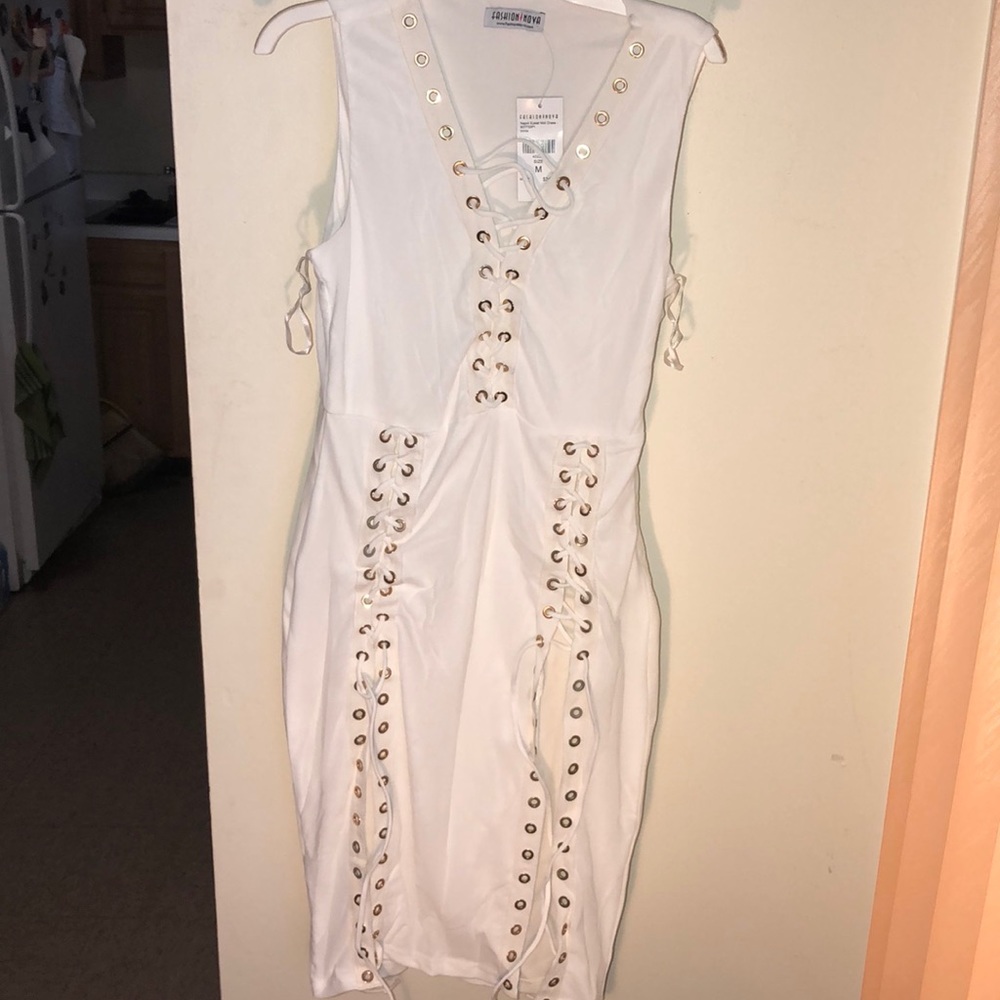 White tie up dress